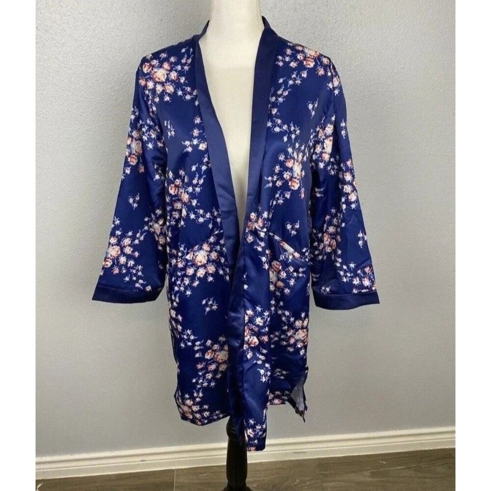 Morgan Lane FabFitFun Allie Floral Navy Blue Lounge Robe Missing Drawstring SM